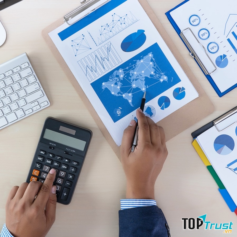 Phân tích đầu tư chứng khoán