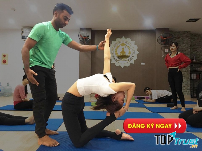 Huấn luyện viên chuyên nghiệp