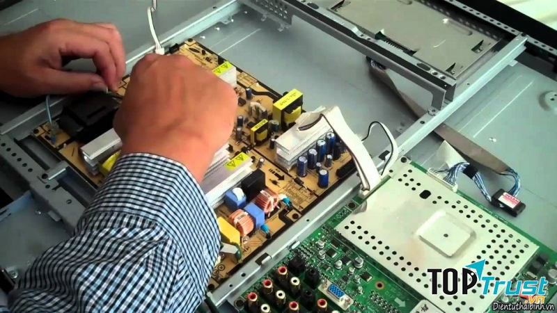 Với tiêu chí xây dựng dịch vụ sửa chữa điện máy với tiêu chí Nhanh Chóng - Gía Thấp - Tận Tâm dịch vụ sửa tivi tại nhà luôn mang đến cho khách hàng những sự hài lòng ngoài sức mong đợi.