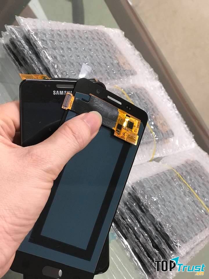 Trung tâm sửa chữa điện thoại Tiến Lực