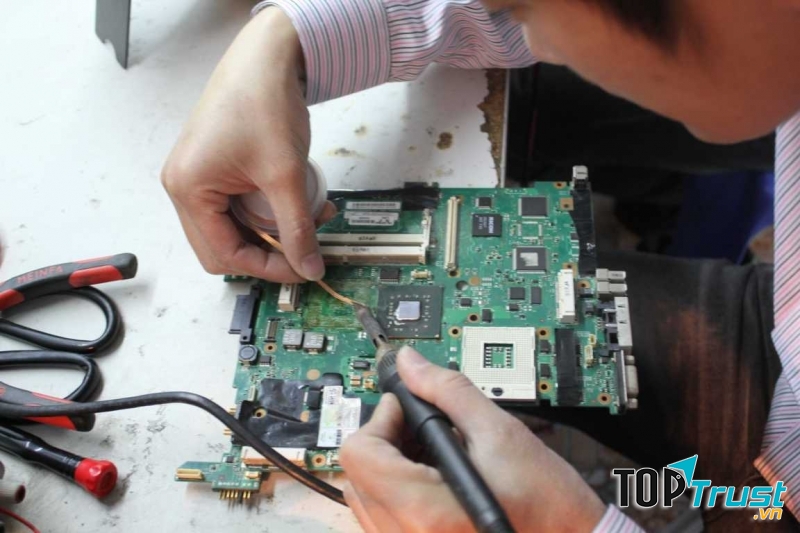 Trung tâm sửa chửa laptop 24/7