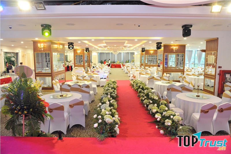 Hoa viên Hoàng Gia