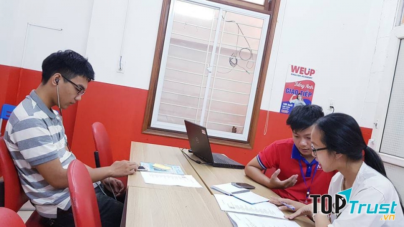 Không gian học tập tại WeUp English