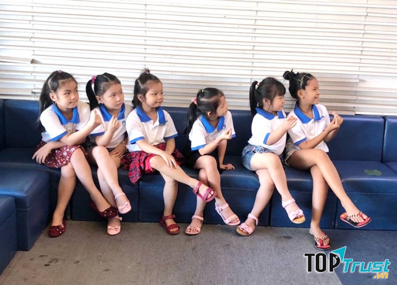 Trung tâm tiếng Anh Việt Mỹ