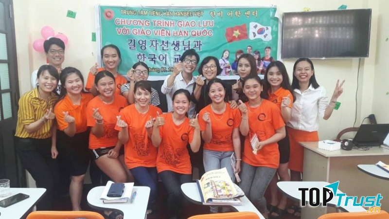 Buổi học tại Trung Tâm Tiếng Hàn Hanbe