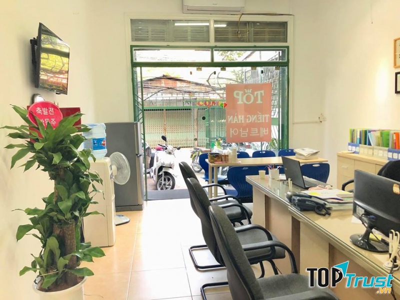 Trung tâm tiếng Hàn TOP