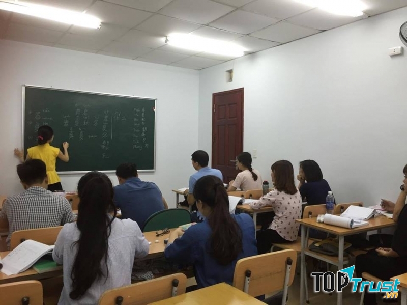 Trung tâm tiếng Nhật Cosmos
