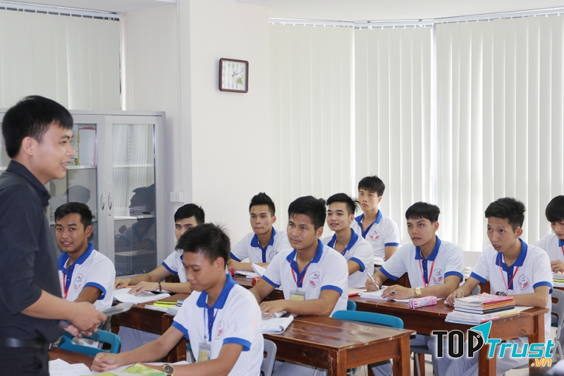 Trung tâm tiếng Nhật Hinode