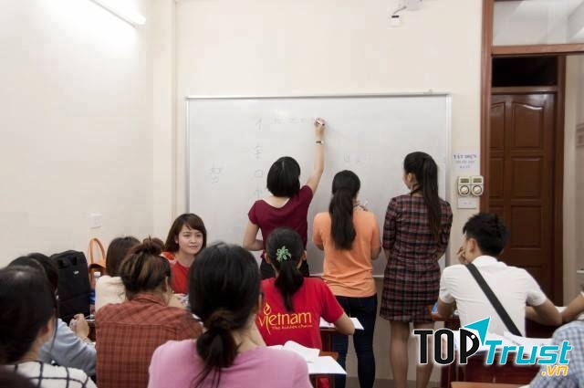 Lớp học tại trung tâm Chinese