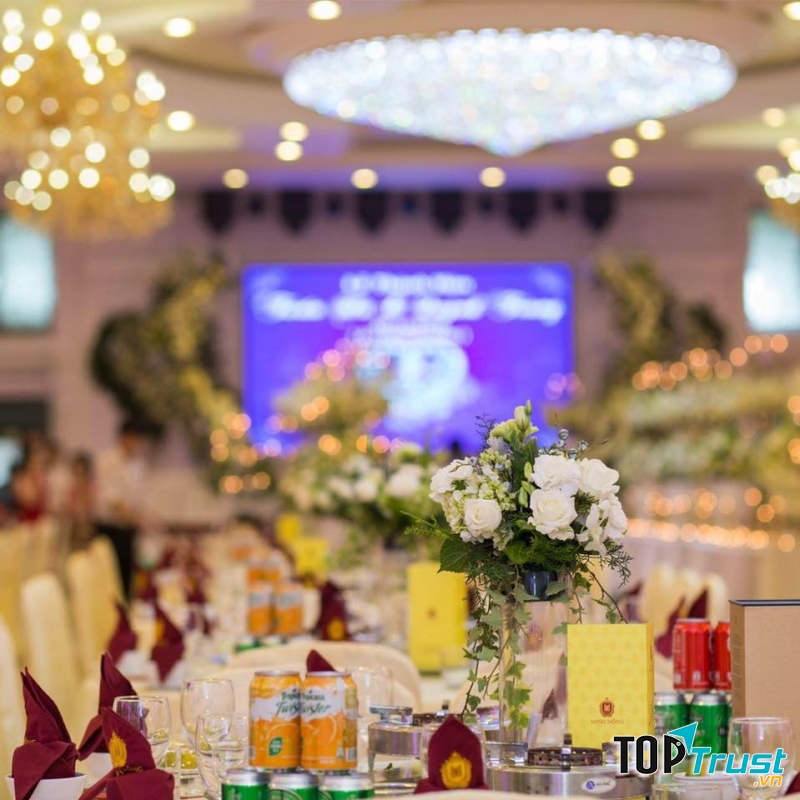Trung Tâm Tổ Chức Sự Kiện Và Nhà Hàng Minh Hồng