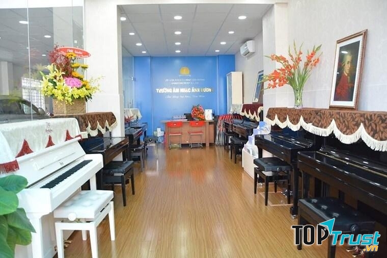 Trường Âm nhạc Ánh Dương ra đời với mong muốn đưa âm nhạc đến gần với nhiều người hơn