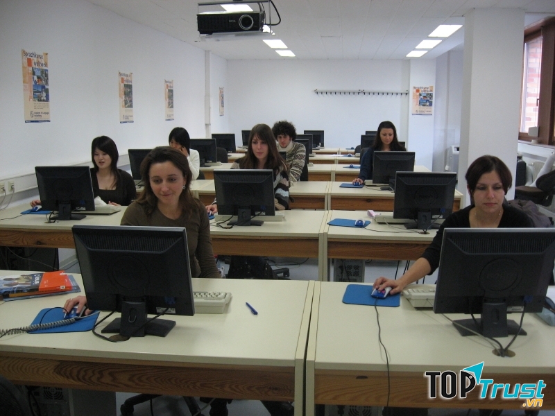 Trường Anh ngữ Quốc tế Úc Châu