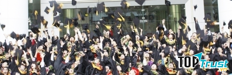 Trường Cao Đẳng Bách Khoa Việt Nam