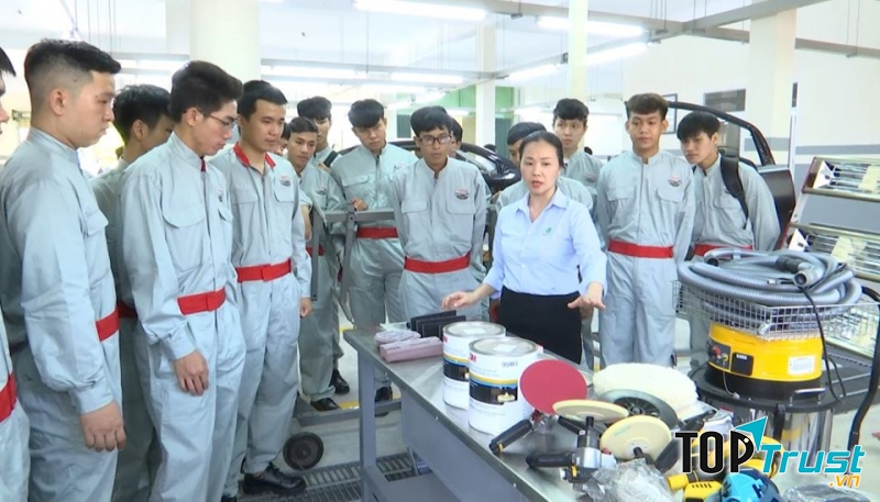 Buổi học của sinh viên CĐ nghề Đà Nẵng