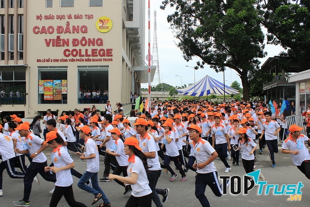 Trường Cao Đẳng Viễn Đông