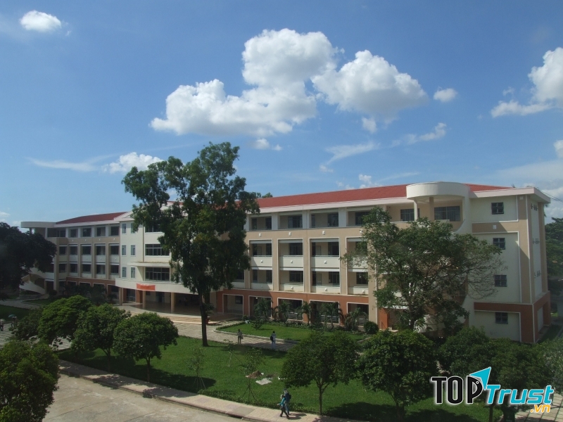 Trường Đại học Khoa học Xã hội và Nhân Văn