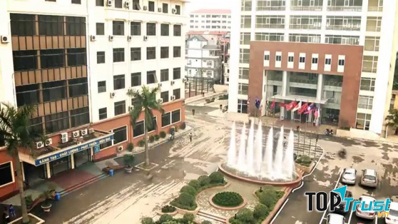 Trường Đại học Kinh tế - Kỹ thuật Công nghiệp