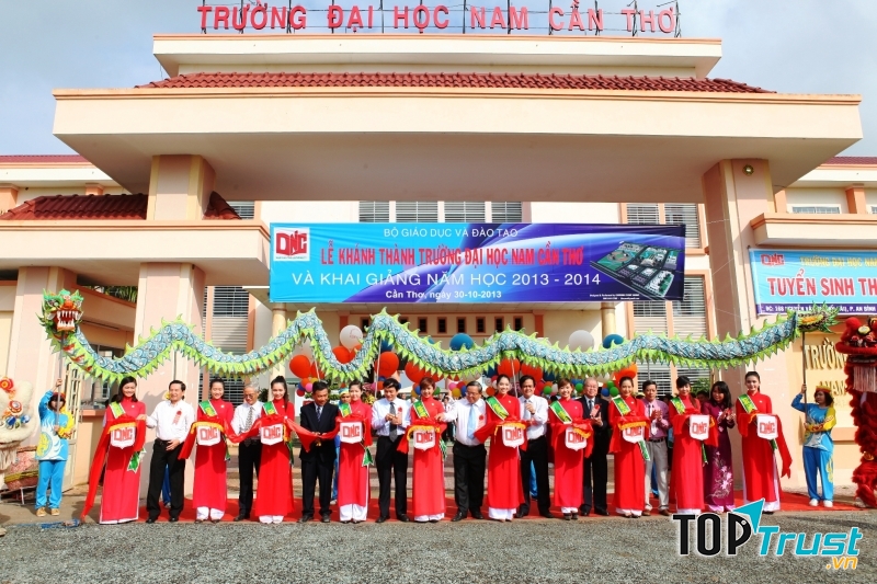 Trường đại học Nam Cần Thơ