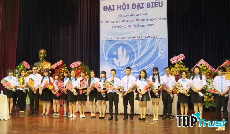 ĐH Ngoại ngữ và Tin học
