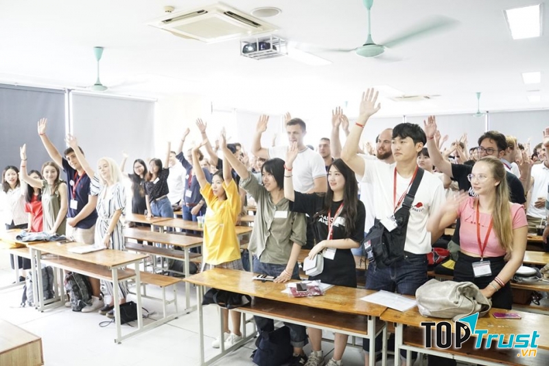Sinh viên Đại học Ngoại thương