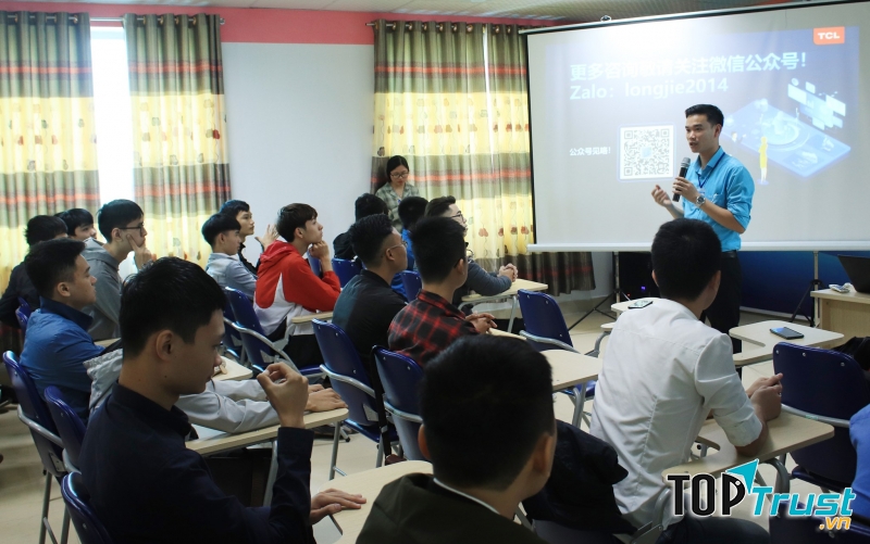 Trường Đại học Sao Đỏ