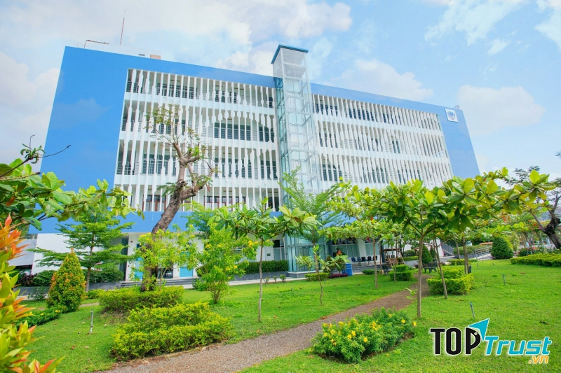 Trường đại học Thái Bình Dương