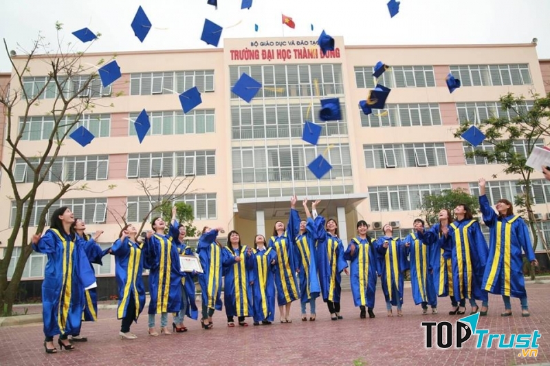 Trường Đại học Thành Đông