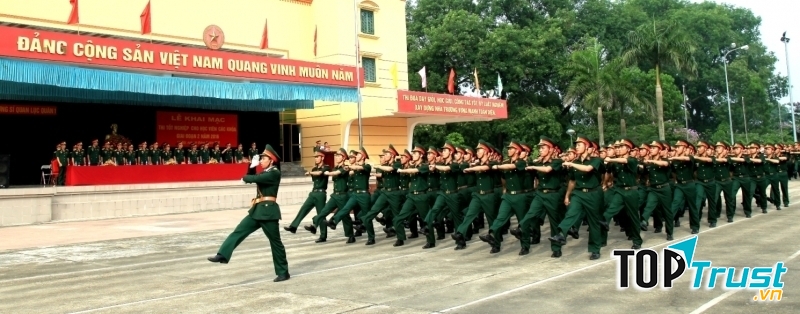 Học viên Trường Đại học Trần Quốc Tuấn (nguồn internet)