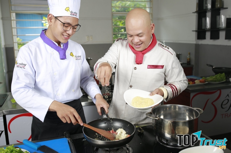 Trường Đào tạo Bếp Vàng