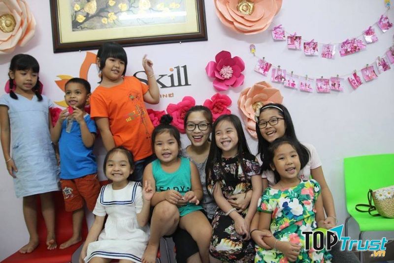 Trường đào tạo kỹ năng sống Vietskill