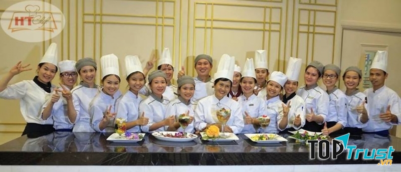 Trường dạy ấm thực - đào tạo nghề bếp HT Chef Nha Trang