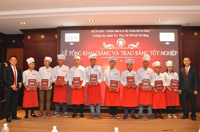 Buổi lễ tốt nghiệp và trao bằng cho các học viên Netspace