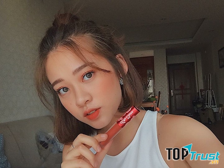Mai Anh có gương mặt vô cùng ưa nhìn.
