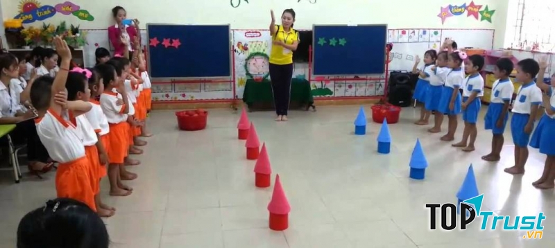 Trường mầm non 20-2