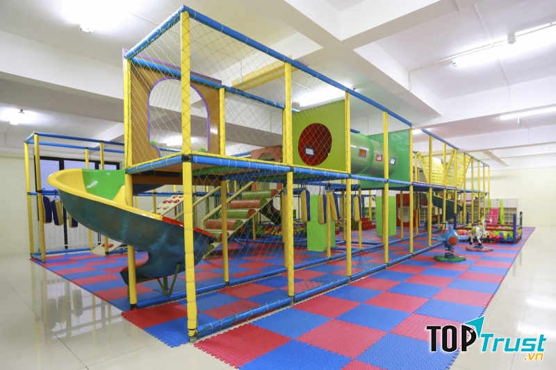 Khu vui chơi trong nhà tại BiBi