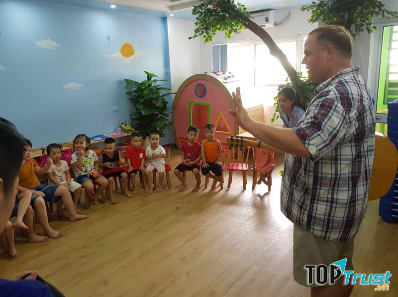 Chương trình tiếng Anh giúp trẻ phát triển khả năng giao tiếp tự nhiên và ngữ âm theo chuẩn Mỹ