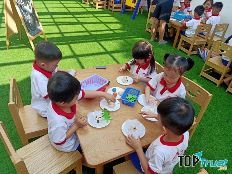 Trường mầm non Fuji School
