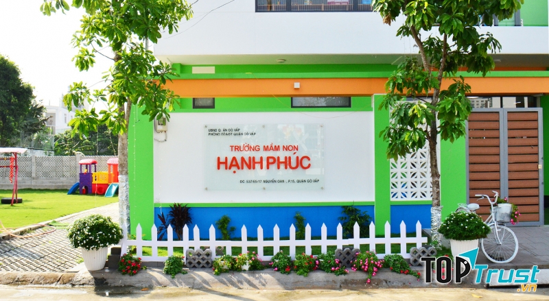 Trường mầm non Hạnh Phúc