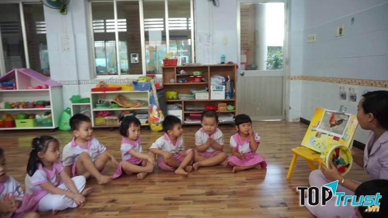 Trường mầm non Hạnh Phúc