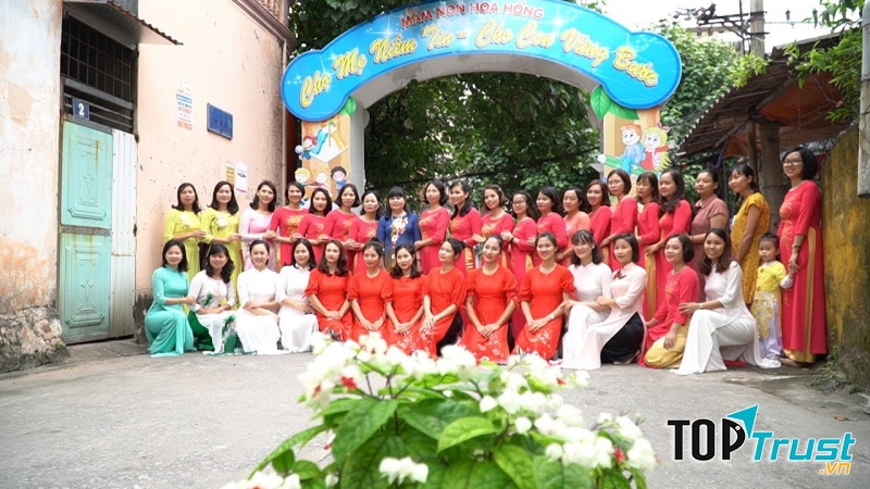 Trường mầm non Hoa Hồng