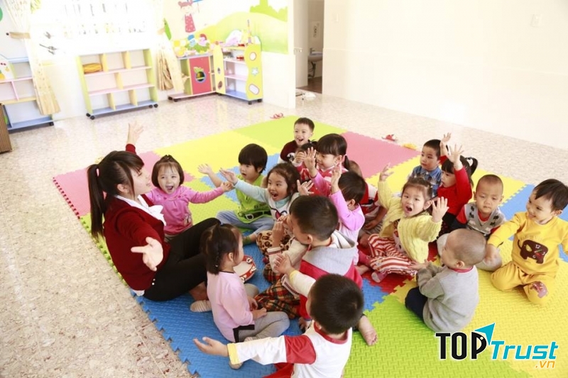 Trường mầm non Hoàng Anh