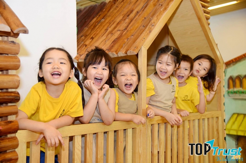 Trường mầm non Montessori Sunrise Kidz (IMSK)