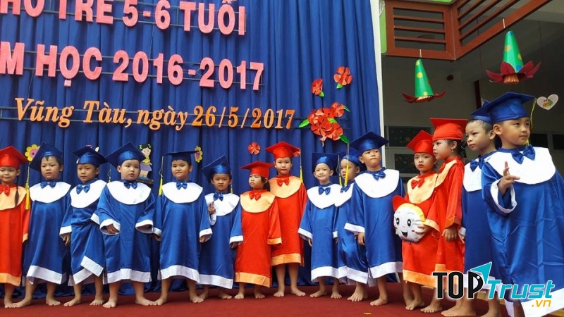 Trường Mầm Non Nắng Hồng