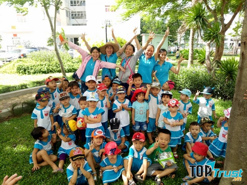 Trường mầm non năng khiếu Hoàng Dương