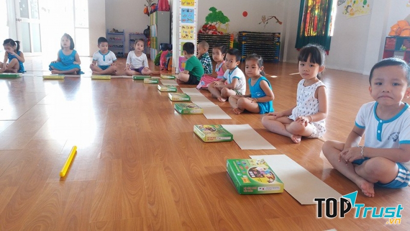 Trường Mầm non New World Trần Luận với phòng học tập, vui chơi cho các bé vô cùng rộng rãi