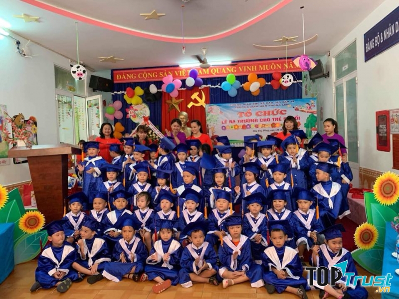 Trường Mầm non Phong Lan