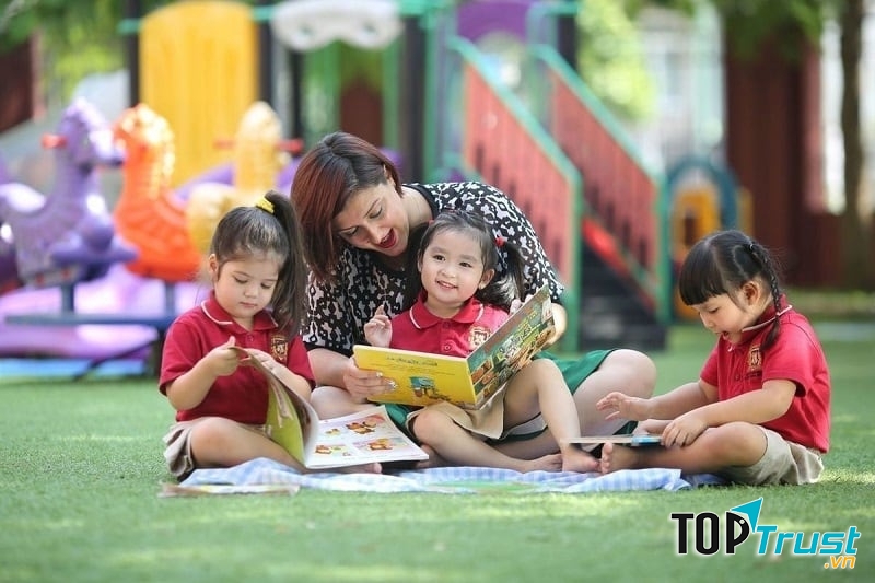 Trường có đội ngũ giáo viên trường có kinh nghiệm dạy học, chăm trẻ