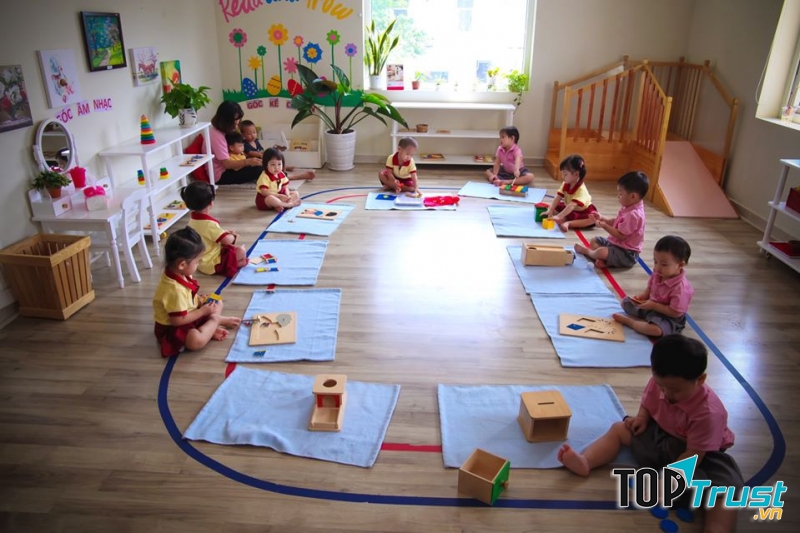 Trường mầm non quốc tế Sakura Montessori (SMIS) - Lương Định Của