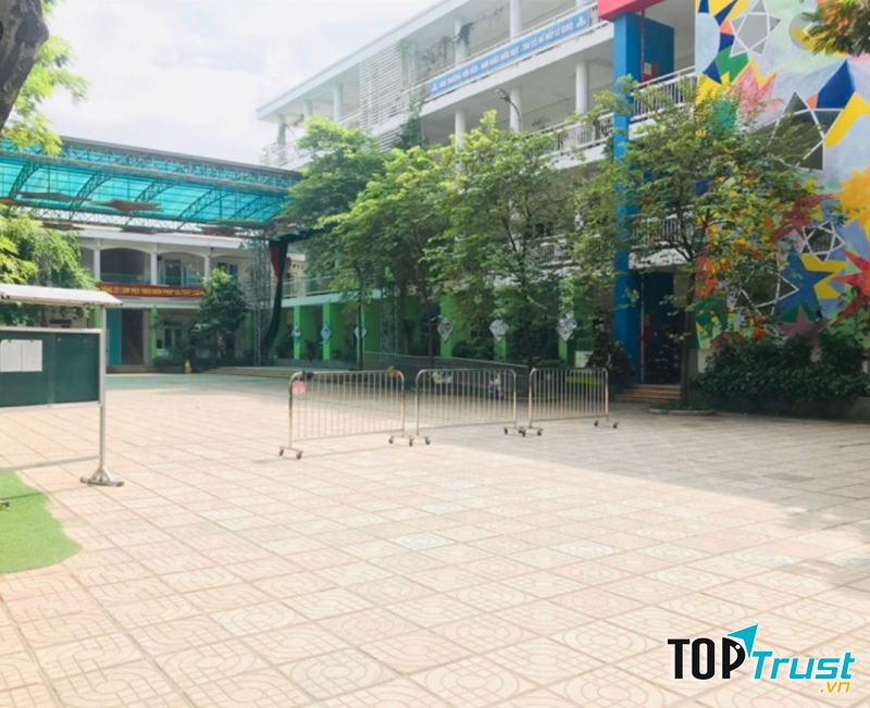 Trường mầm non Sao Sáng