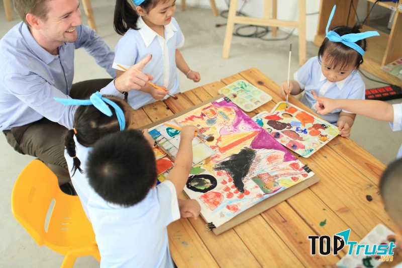 Trường Mầm non Song ngữ Hooray